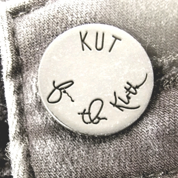 Kut Women's 6S Baby Bootcut Black Soft Jeans - Picture 4 of 14